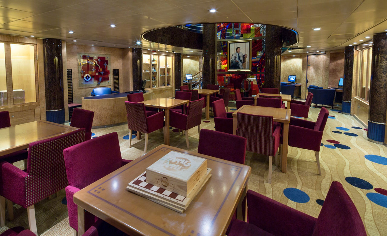 Board Games at the Library and Card Room on Voyager of the Seas