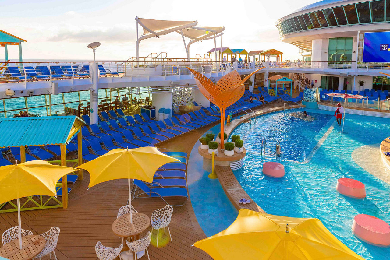 Navigator of the Seas Pool Deck 