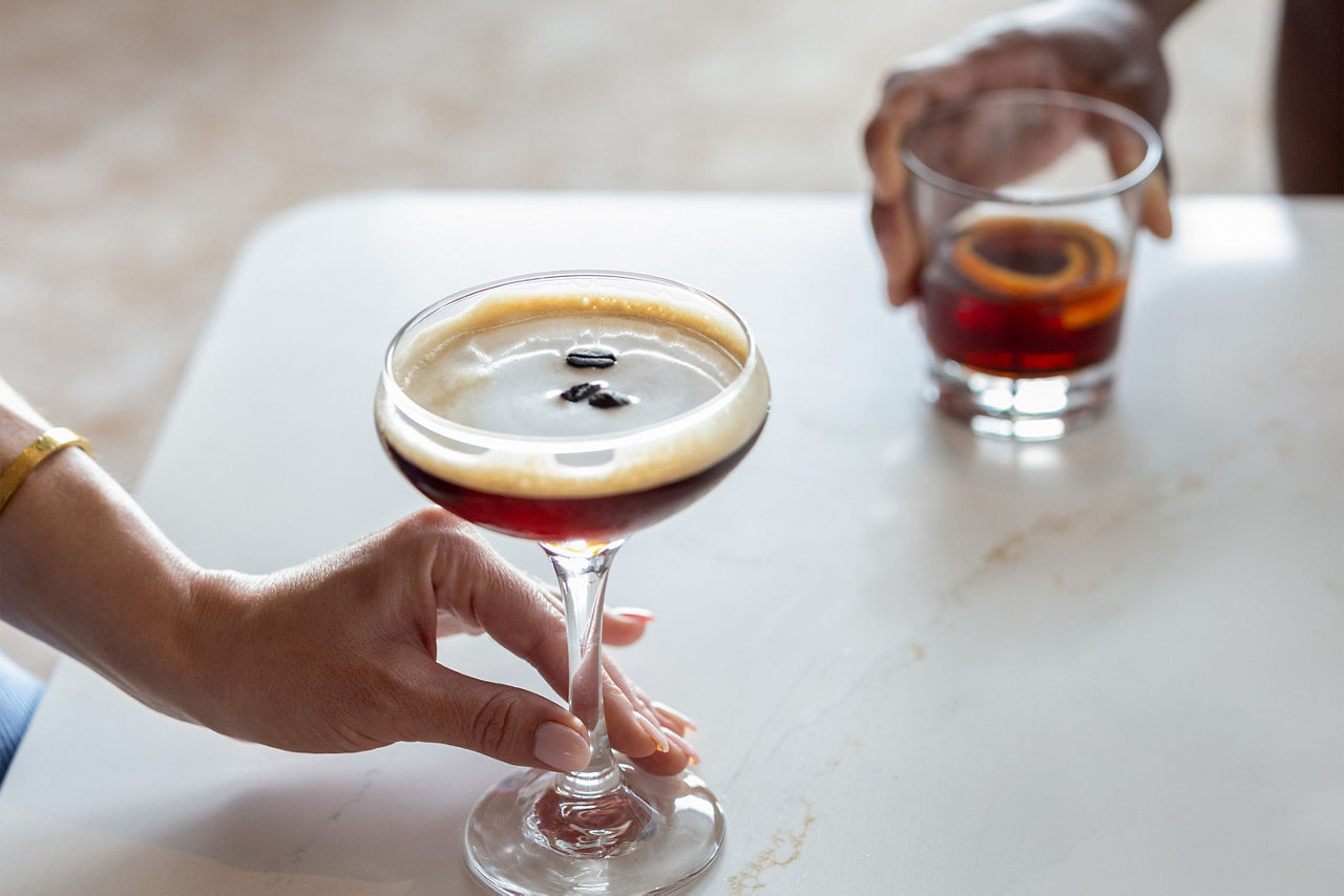 1400℠ Lobby Bar