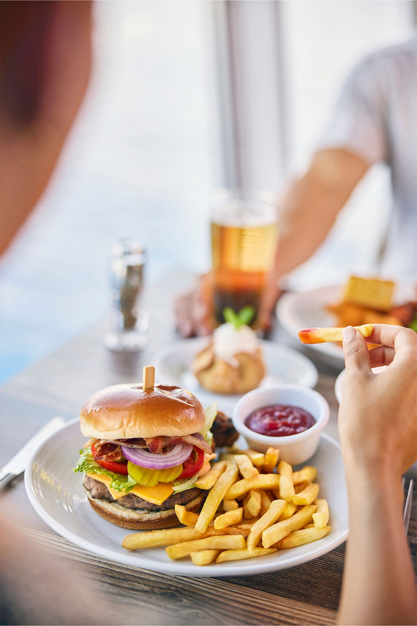 Hamburger and fries at Windjammmer