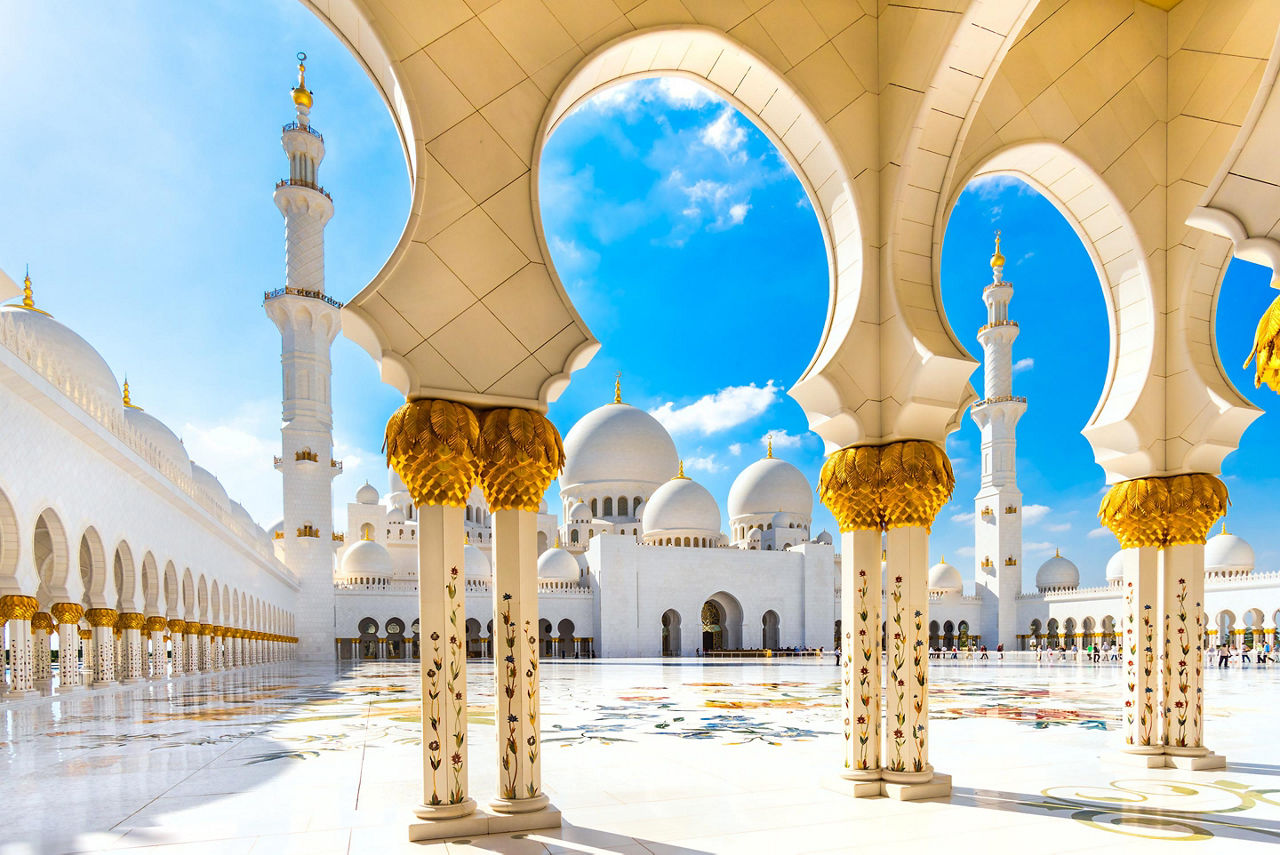 The Sheikh Zayed Mosque in Abu Dhabi, United Arab Emirates 
