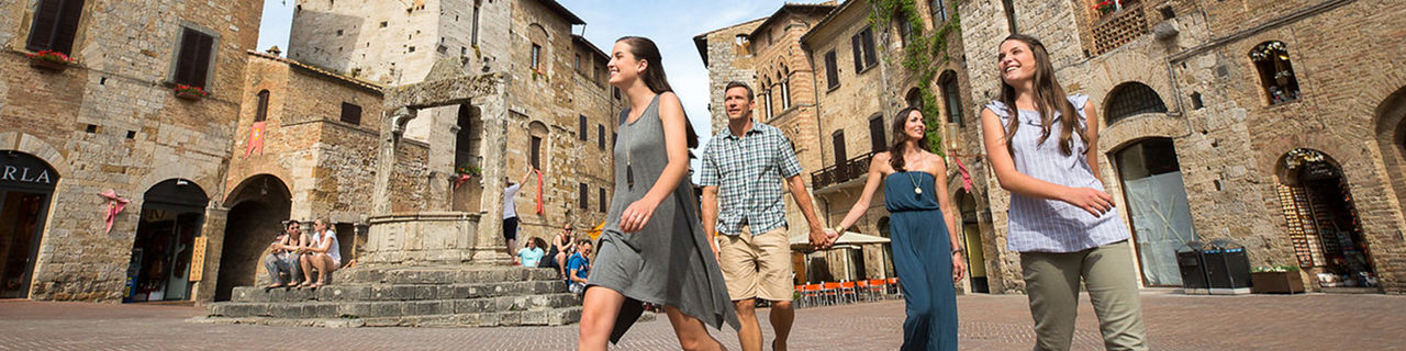 Italy Florence Piazza Family Shopping