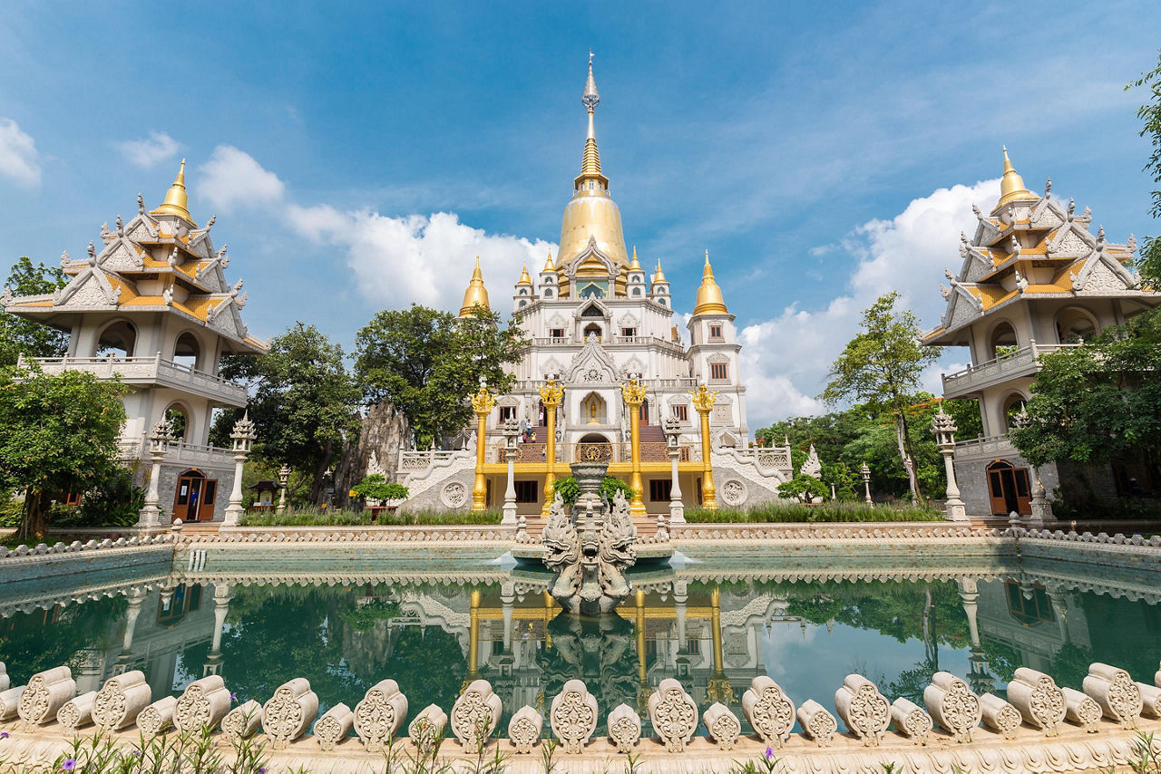 Ho Chi Minh, Vietnam Buu Long Pagoda