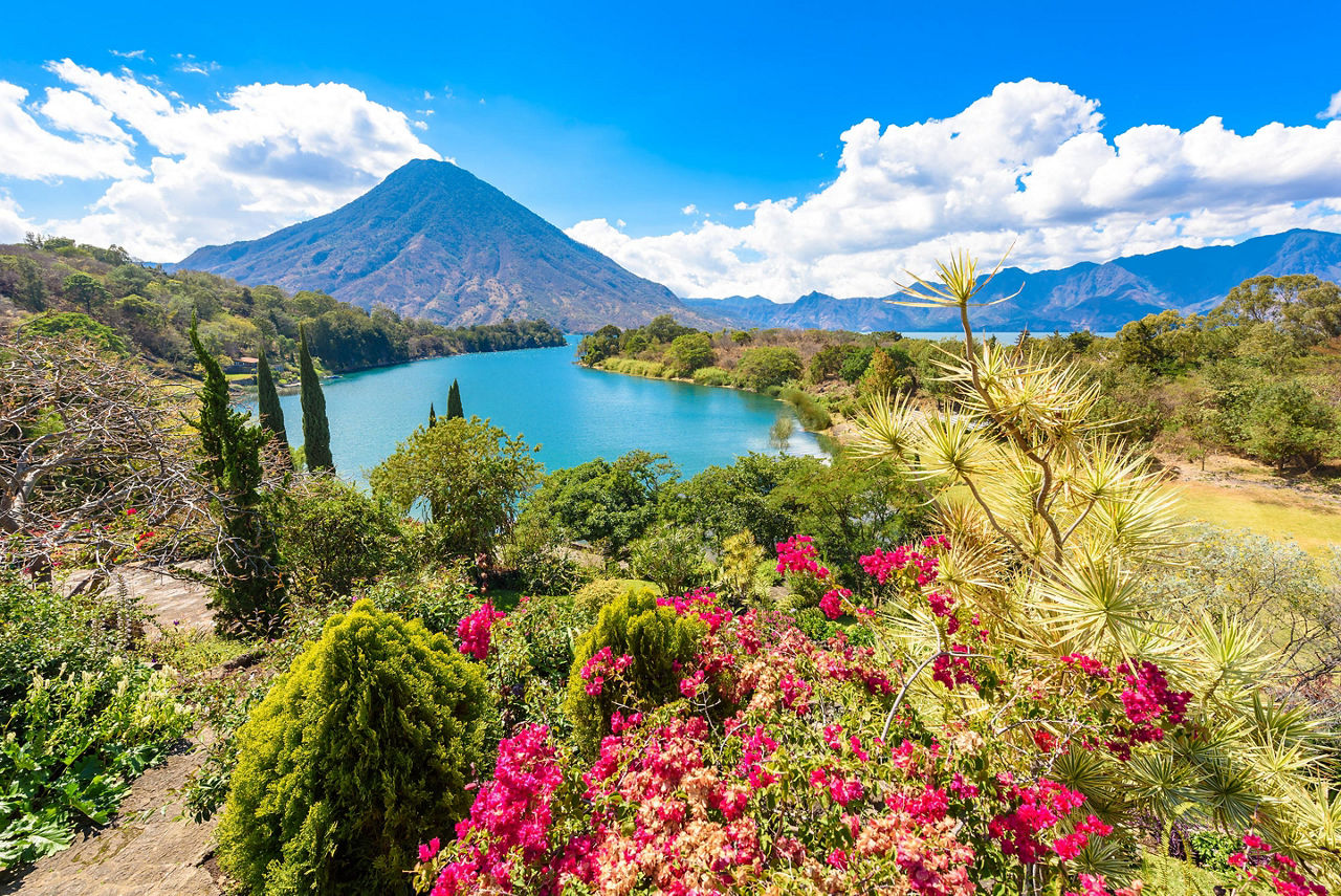 Puerto Quetzal, Guatemala Lake Atlitlan