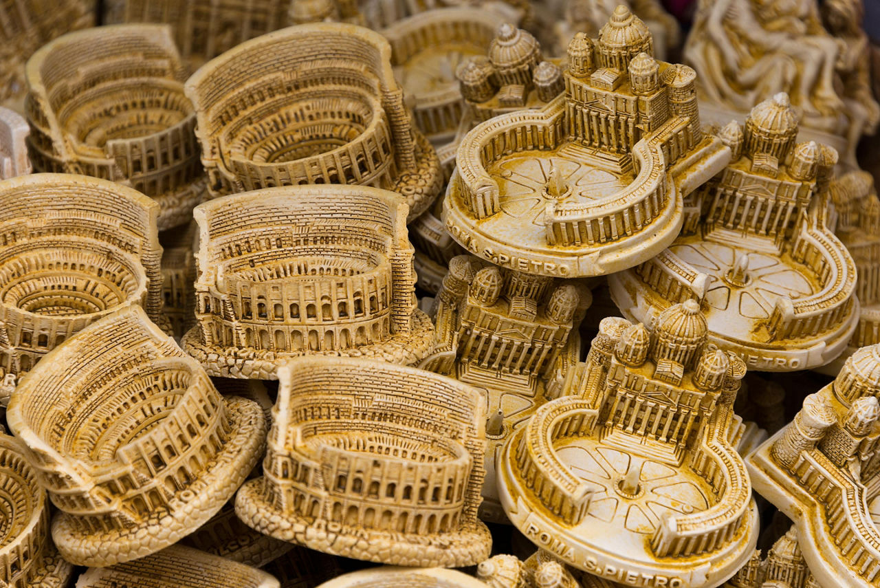 Minitature models of the Colosseum and Vatican