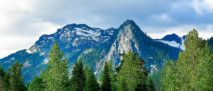 View of mountains in Seattle, Washington