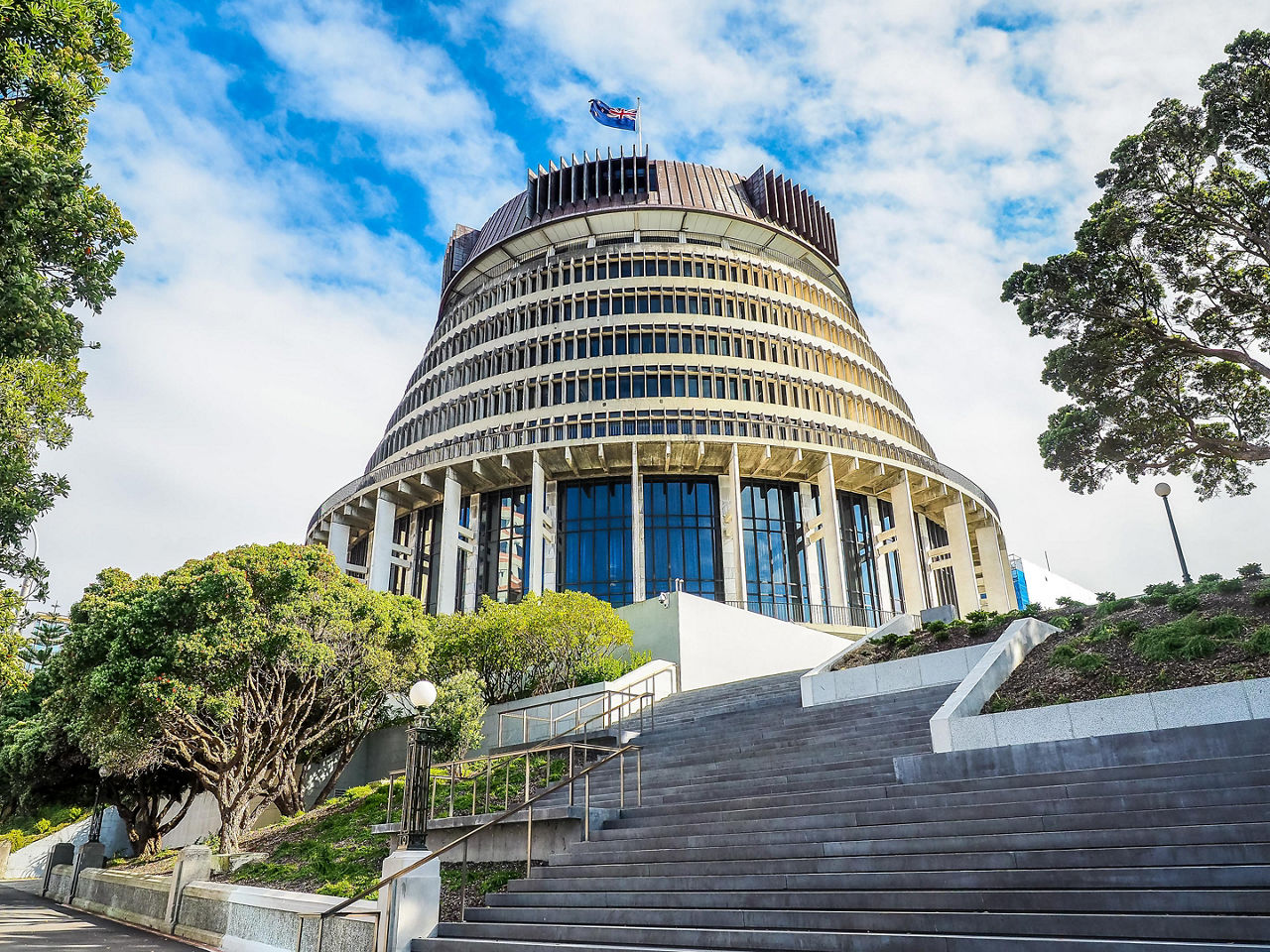 Wellington, New Zealand, Beehive parliament building