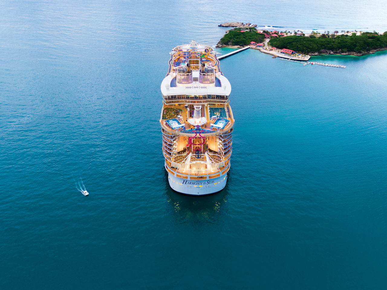 RCI HM Labadee Drone ConradSchutt 1 RET CMYK