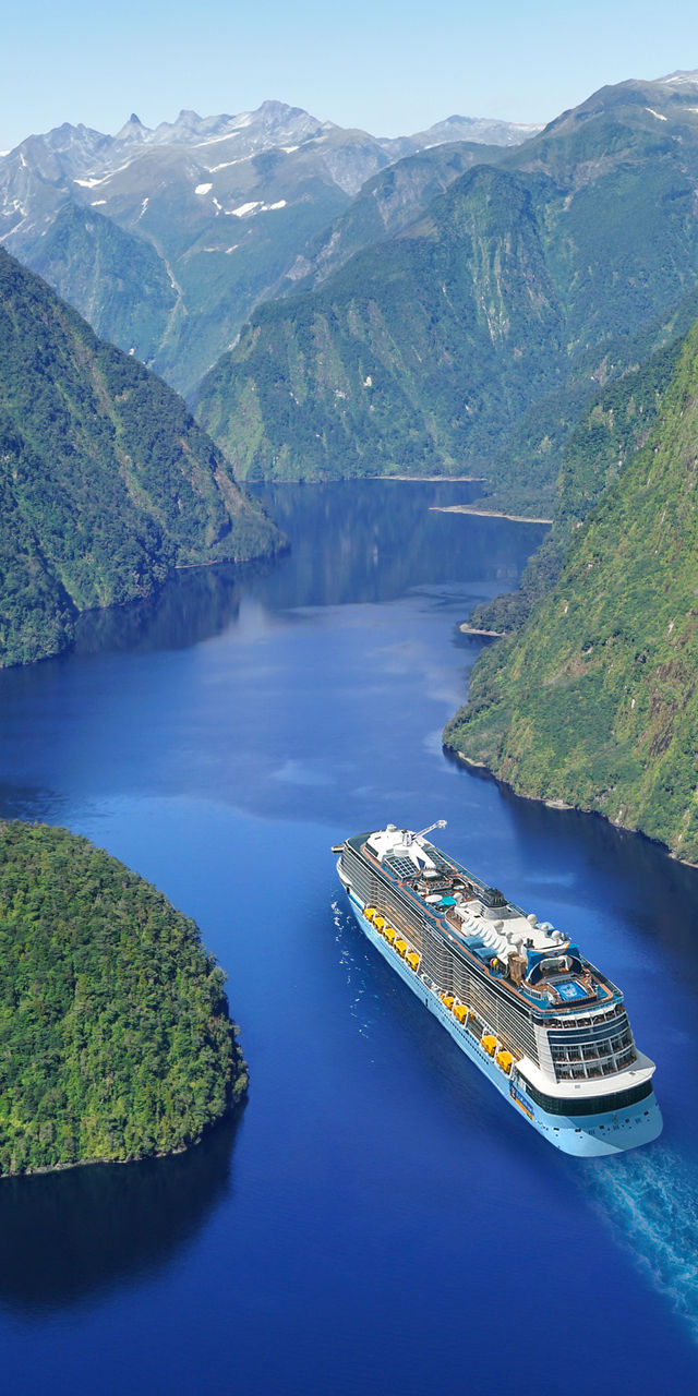 Cruise Deals: Our Best Offers  Royal Caribbean Cruises Australia