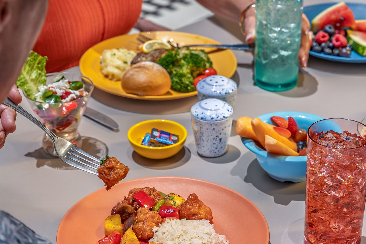 Couple dining at Surfside Eatery