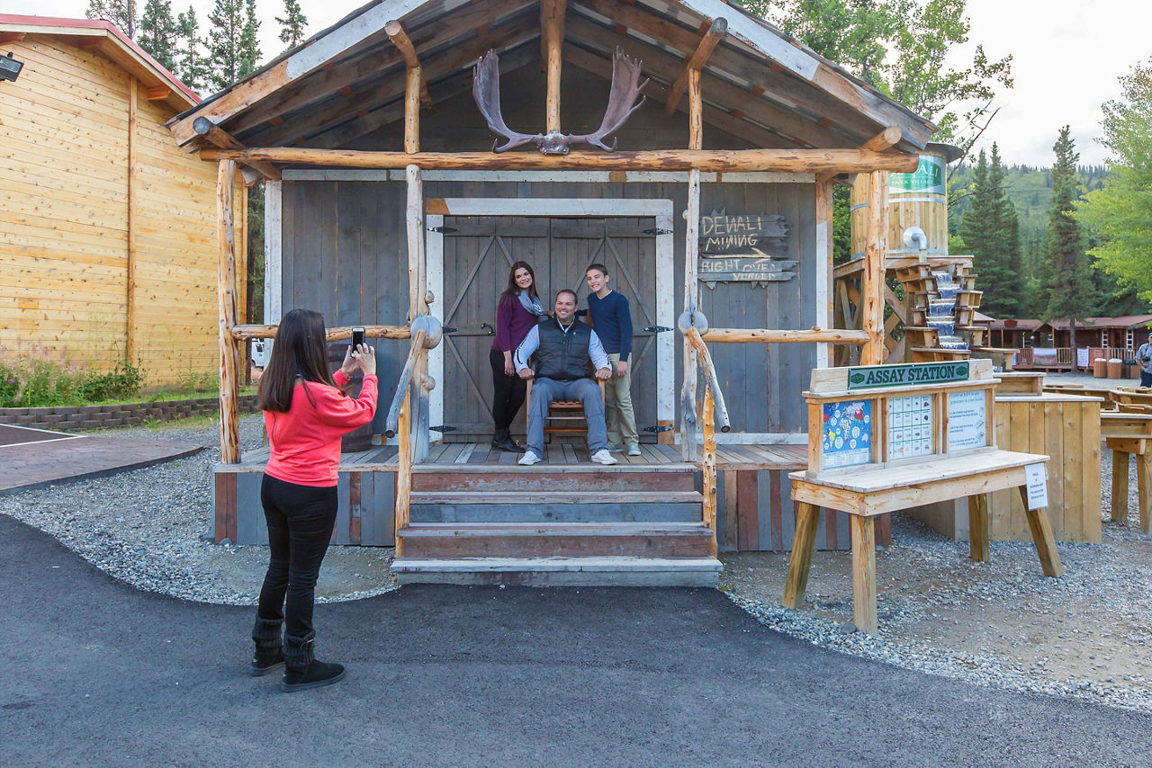 Alaska Denali Park Village Cruise Tours