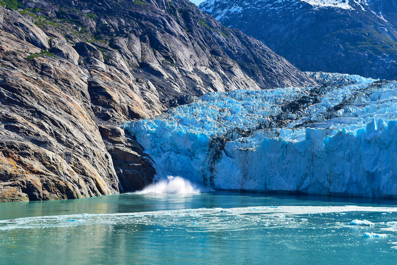 Alaska Endicott Arm Dawes Glacier Landscape View