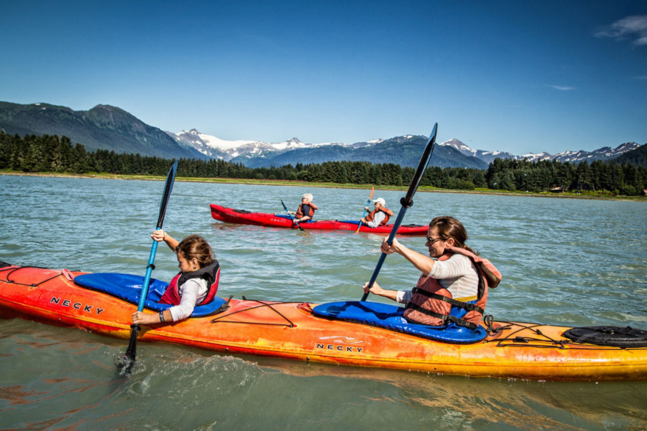 Alaska Juneau Family Kayaking Sumer Time