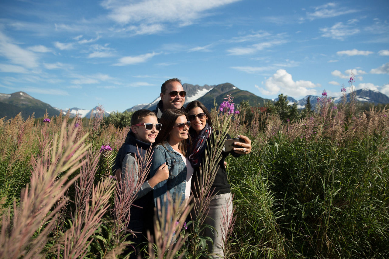 Alaska Seward Family Hiking Trail Picture