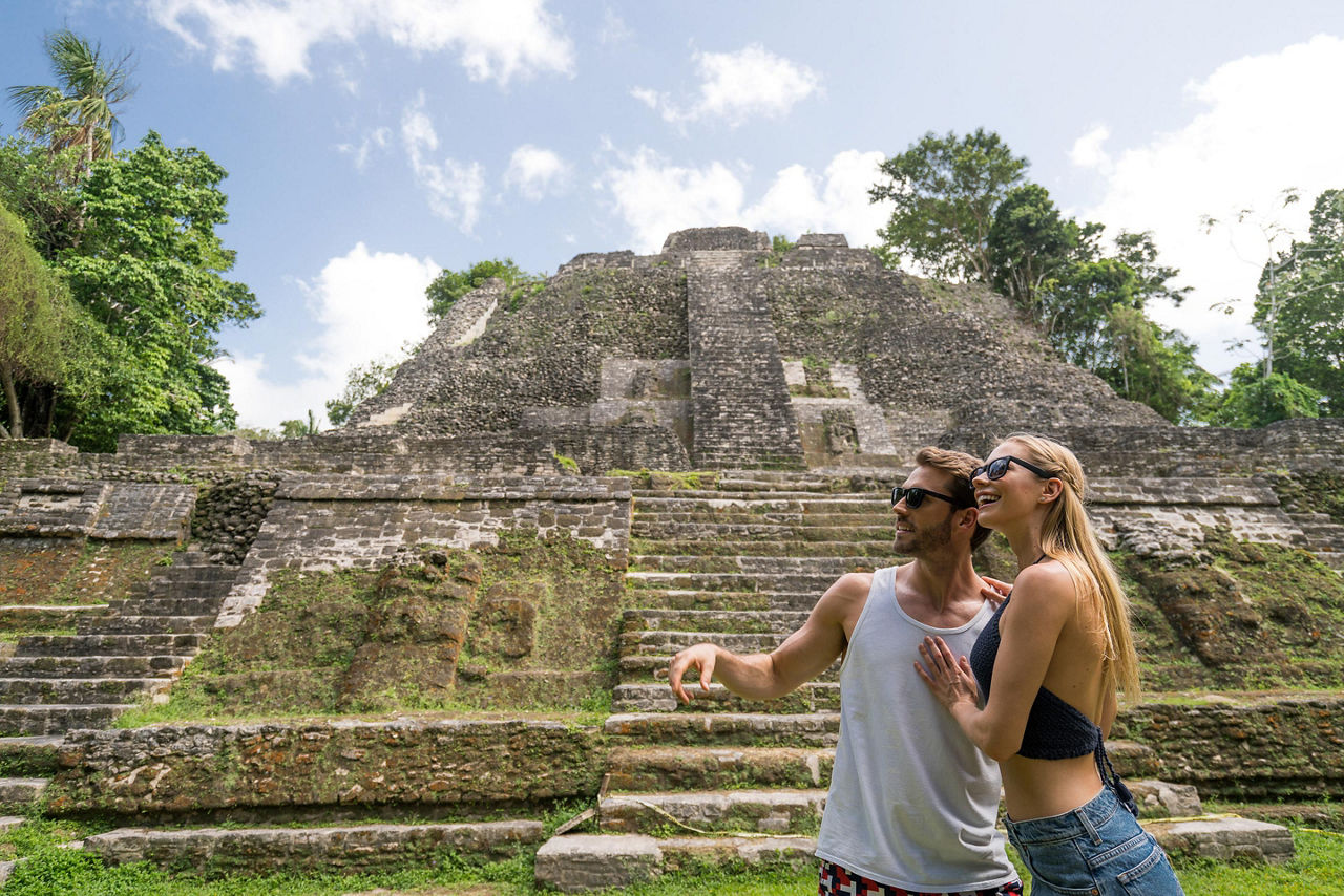 Mexico, Couple in front of the Mayan Ruins