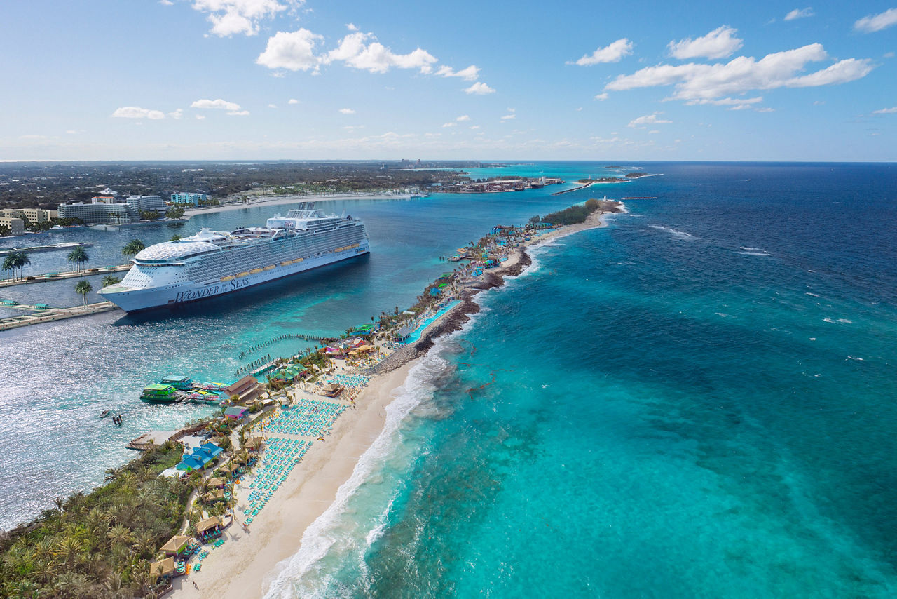 Everything You Need To Know About Royal Beach Club Paradise Island Day Passes