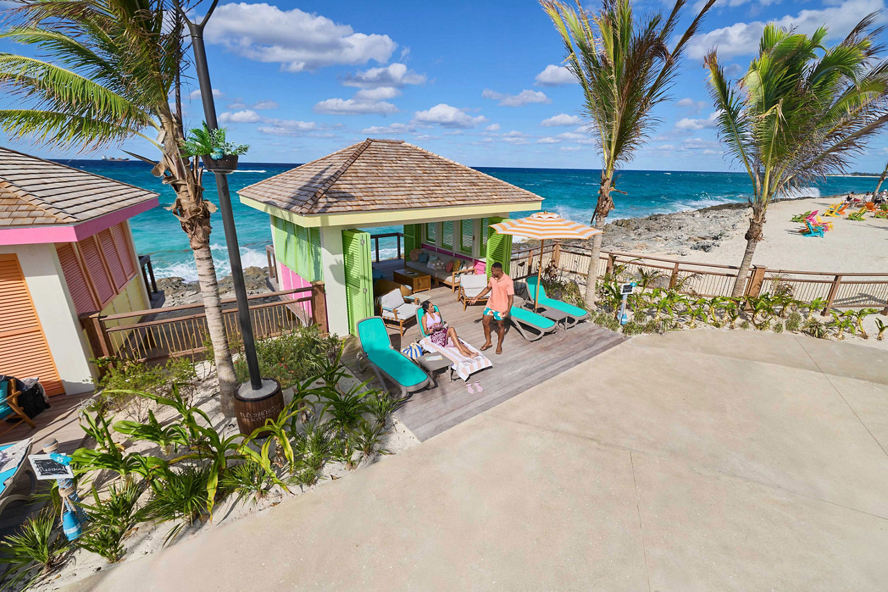 Panoramic Spacious Pool Cabana