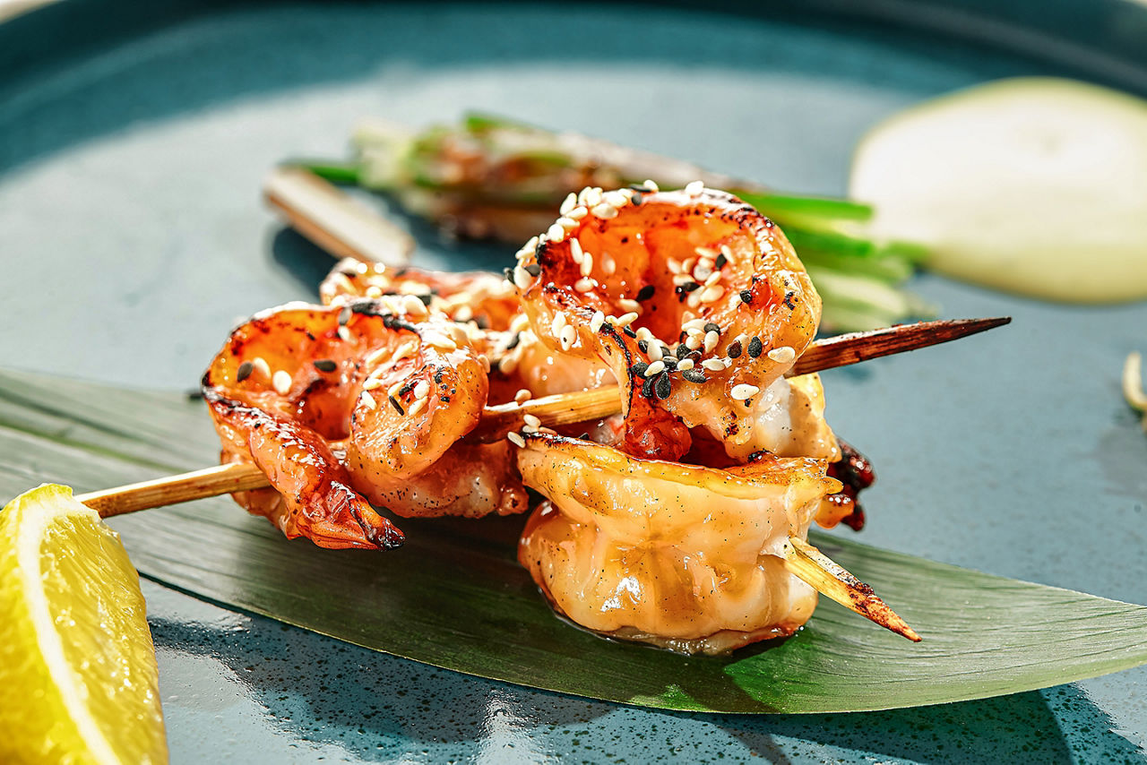 RBC Paradise Island, shrimp skewers with lemon and sesame seeds