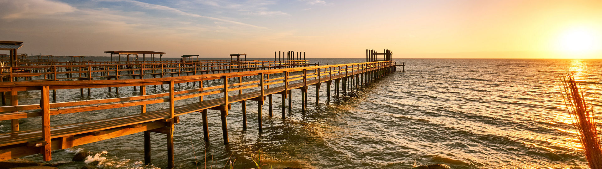 texas gavelston pier sunset