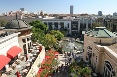 the grove los angeles ultimate outdoor shopping mall