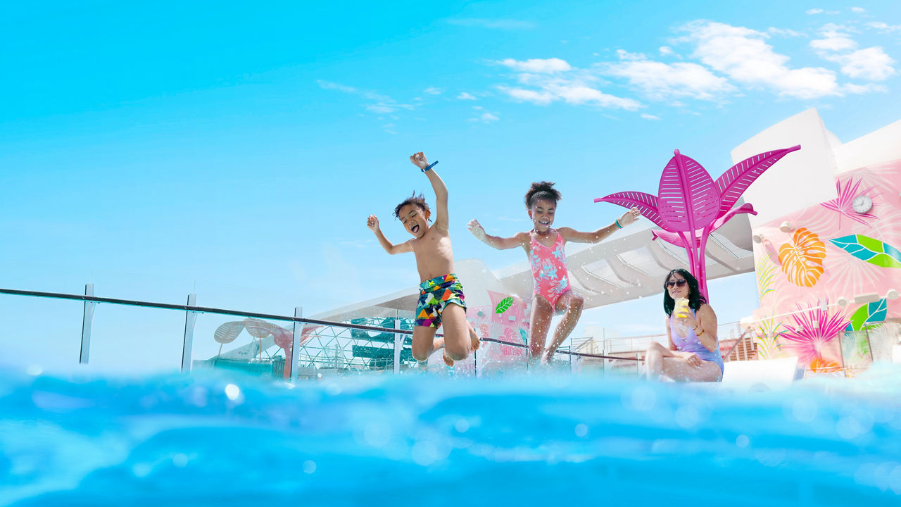 kids jumping into swimmingpool hp Jumbotron 1920 1080