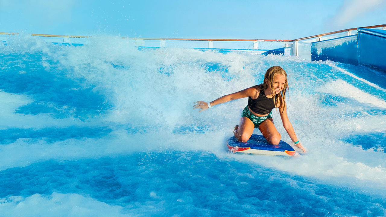 Flowrider girl knees boogie board 