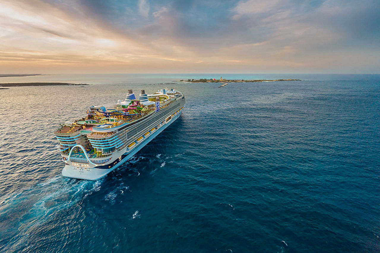 Icon of the Seas Arrives at CocoCay Island