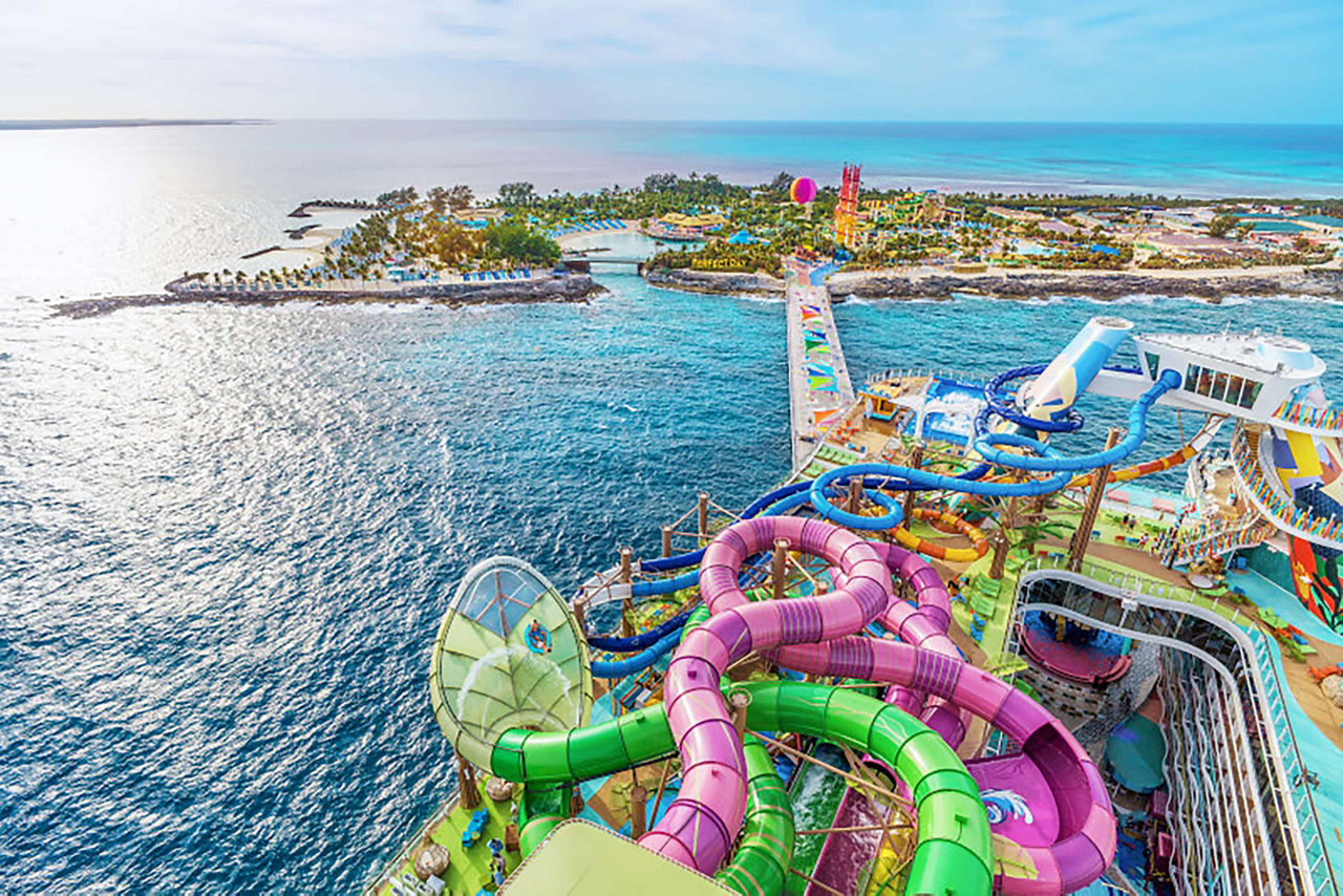 Icon of the Seas arriving at Perfect day at CocoCay