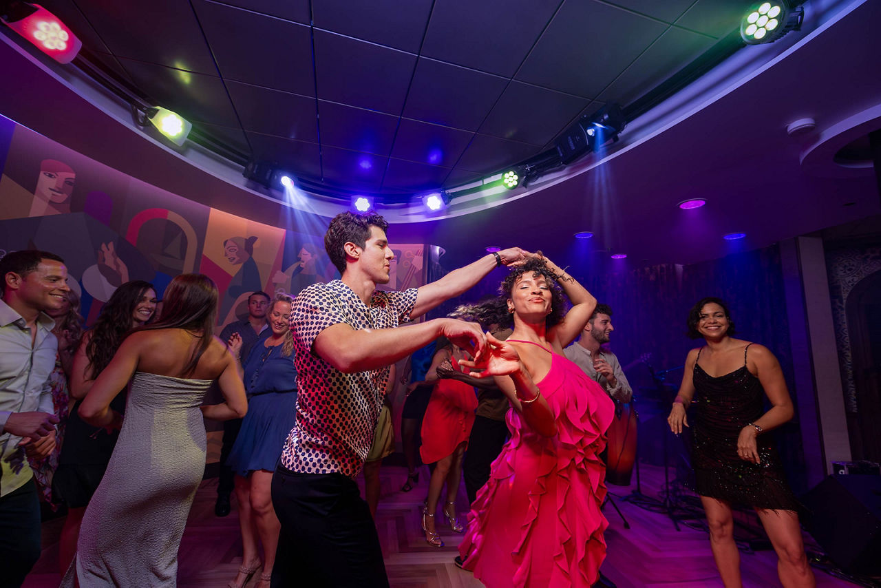 icon of the seas couple friends enjoying boleros dance