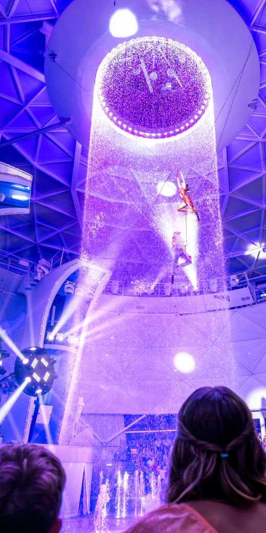 aquatheater family watching aerial acrobats star of the seas crop