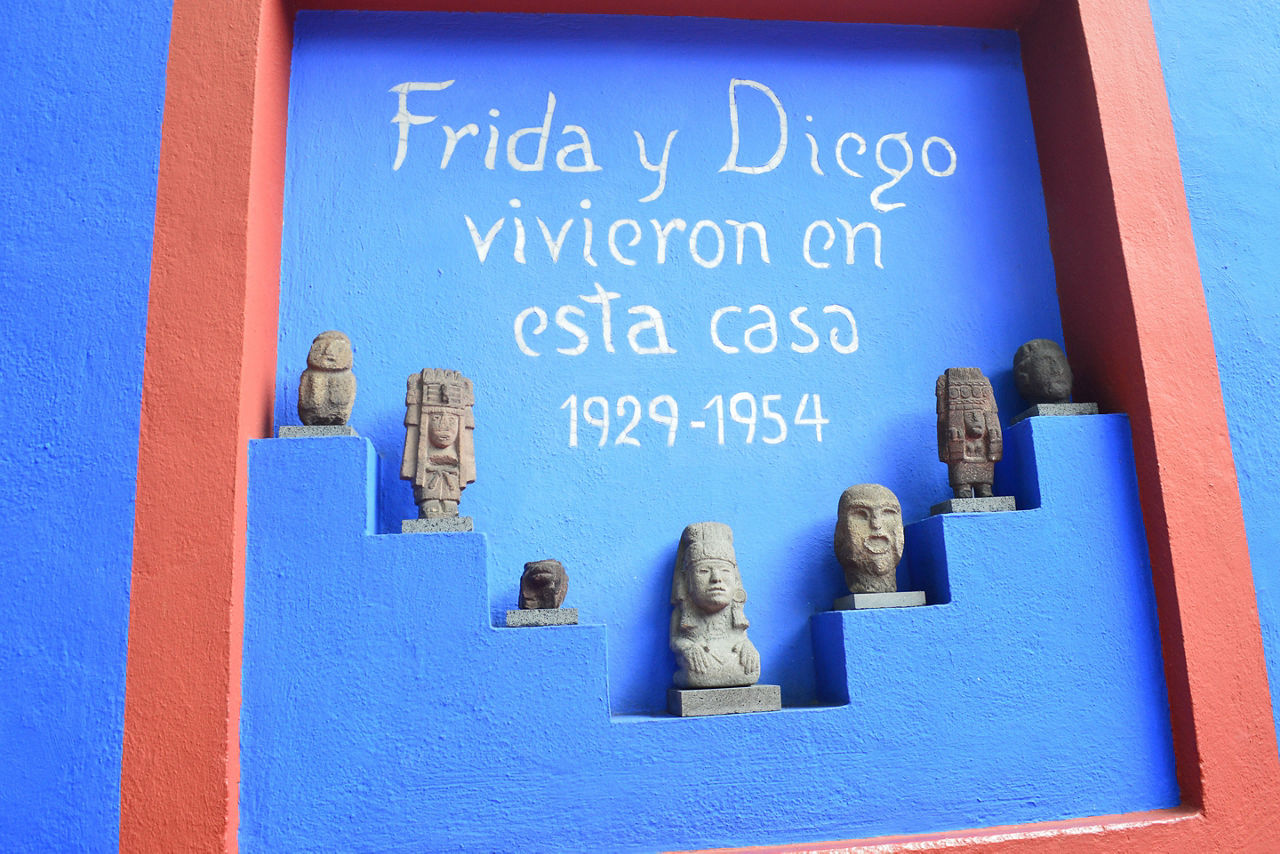 The Sign Reads "Frida and Diego lived in this house" in Mexico