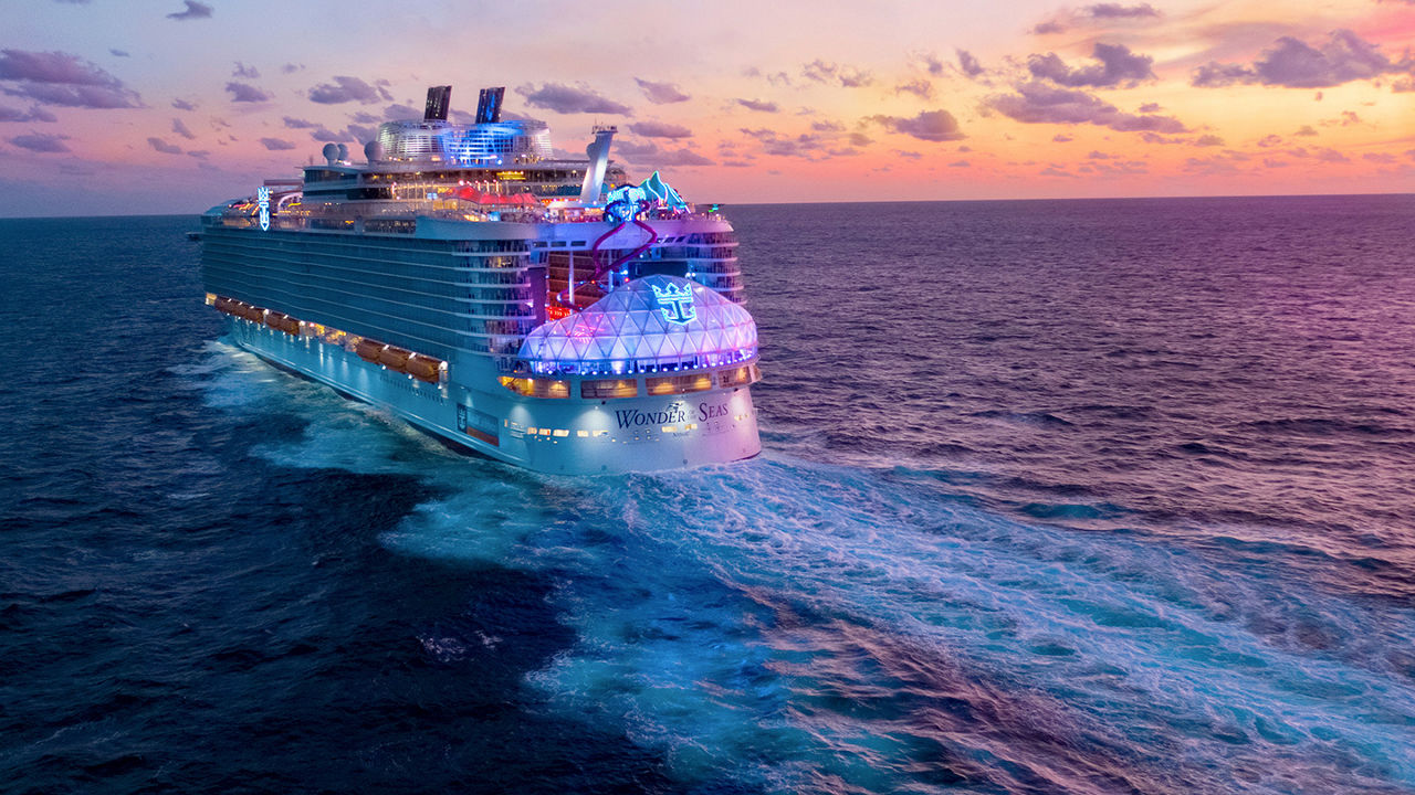 Voom | Wonder of the Seas, sunset