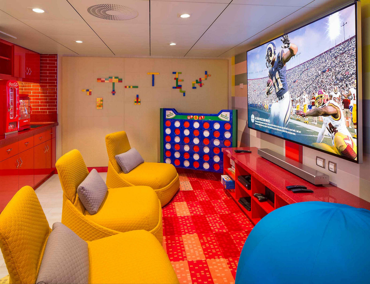 Oasis Class, Symphony Of The Seas, Ultimate Family Suite, Game room.