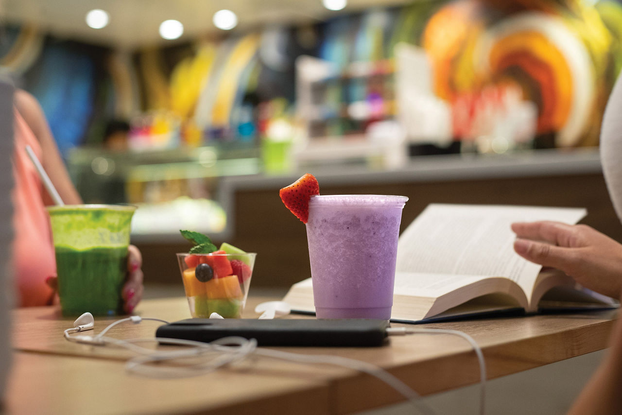 Symphony of the Seas Vitality Cafe Smoothies