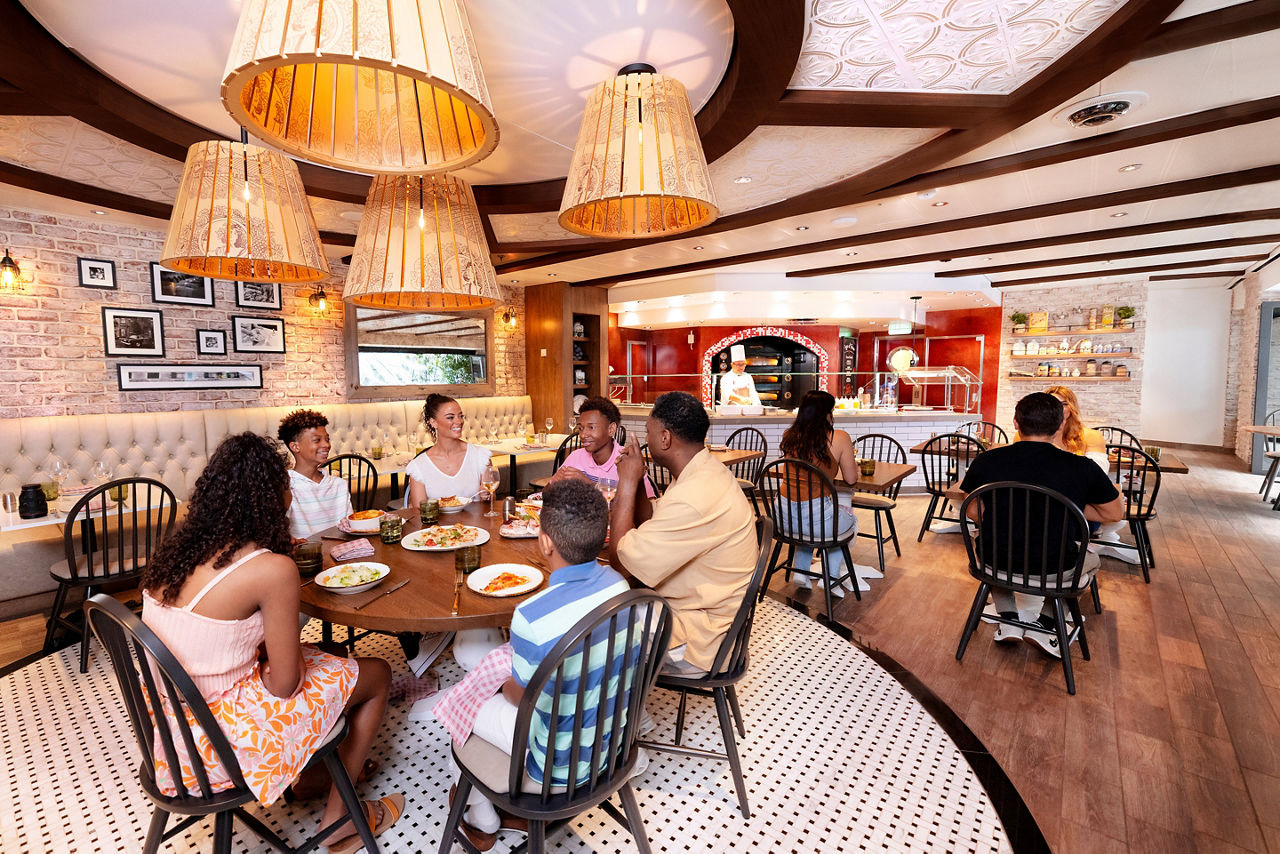 Oasis Class, Wonder Of The Seas, Large Family Enjoying an Italian Lunch at Giovannis.