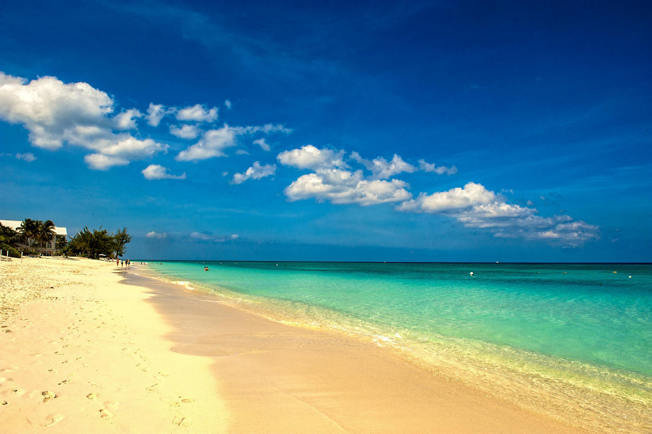 Seven Mile Beach in Grand Cayman