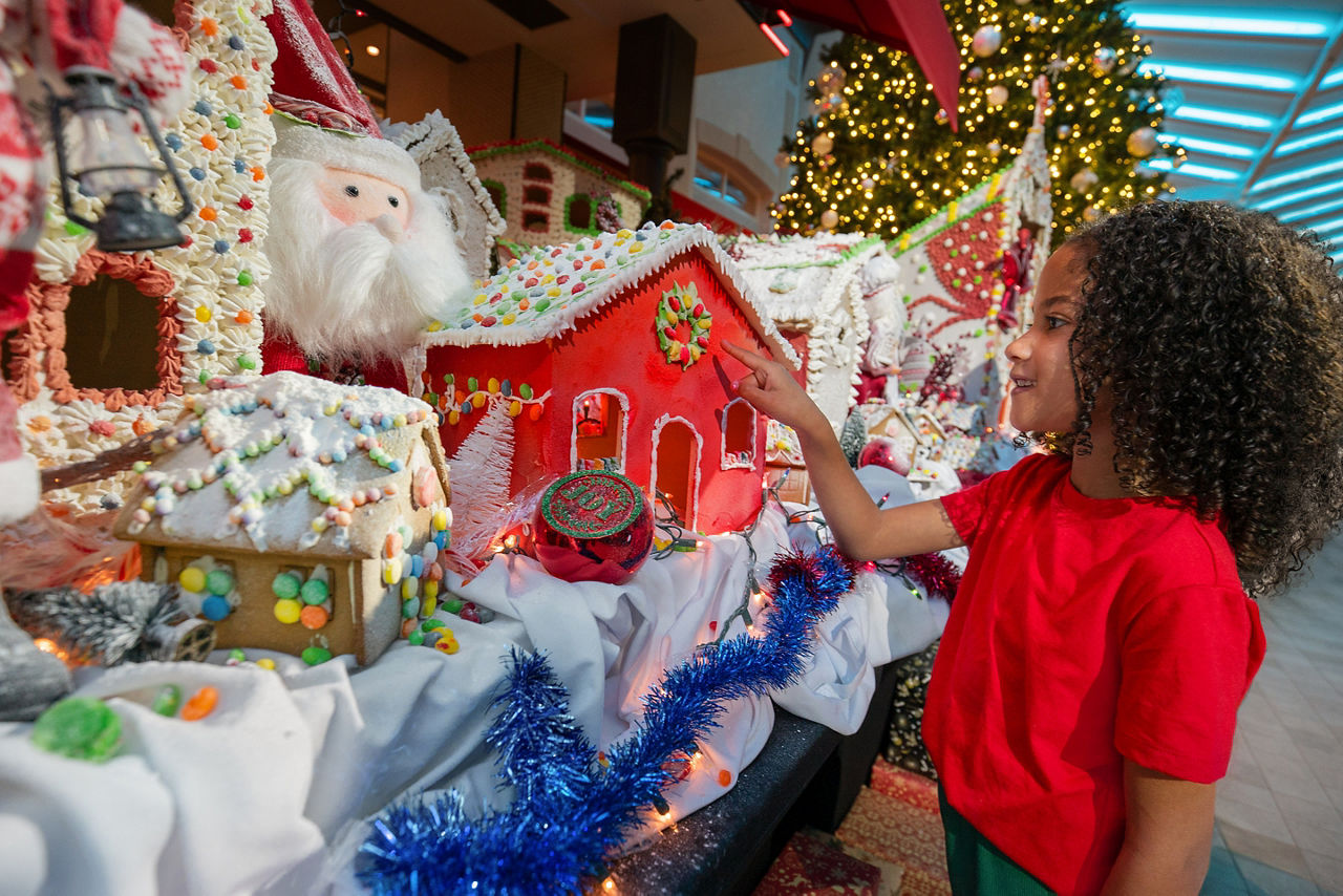 royal caribbean wonderland holiday cookie house christmas promenade