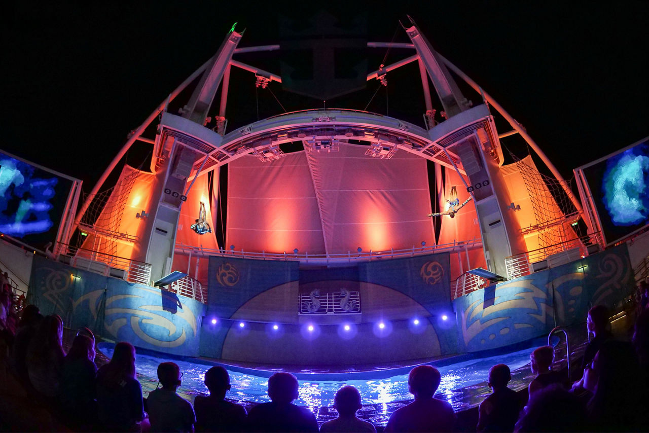 Allure of the Seas Aquatheater Oceanaria