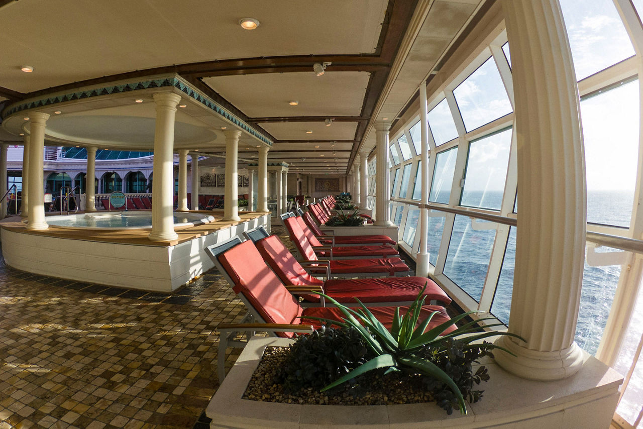 Explorer of the Seas Solarium 