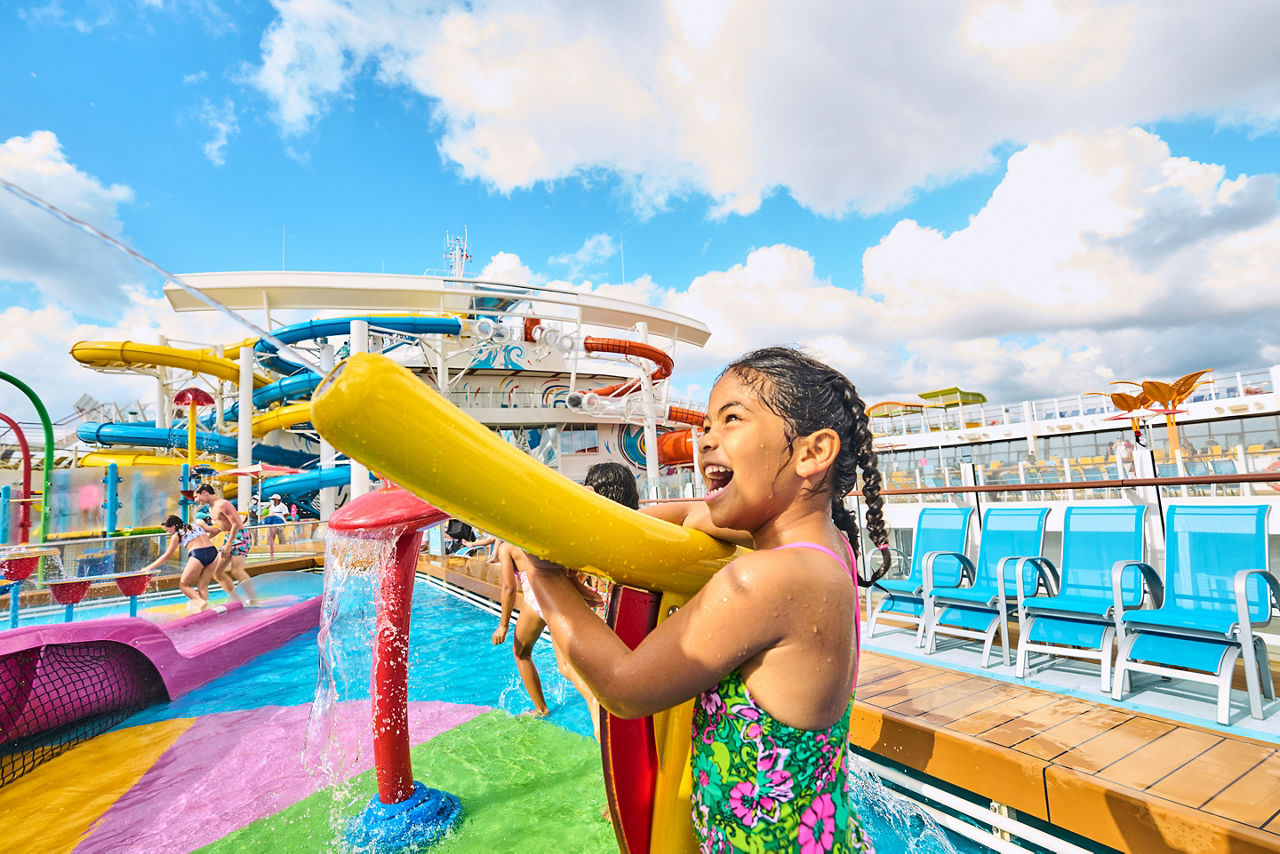 Splashaway Bay Girl with Water Blaster