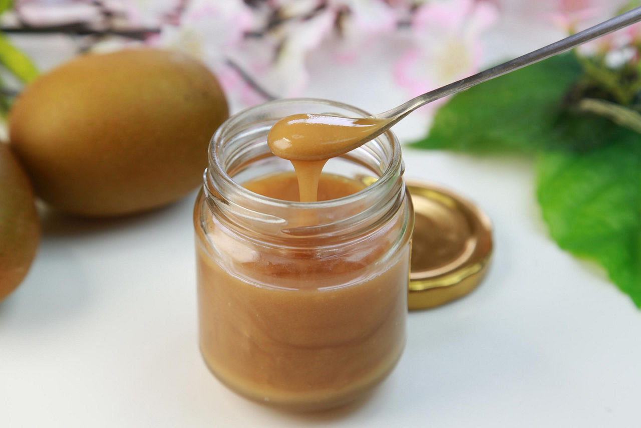 A jar of Manuka honey