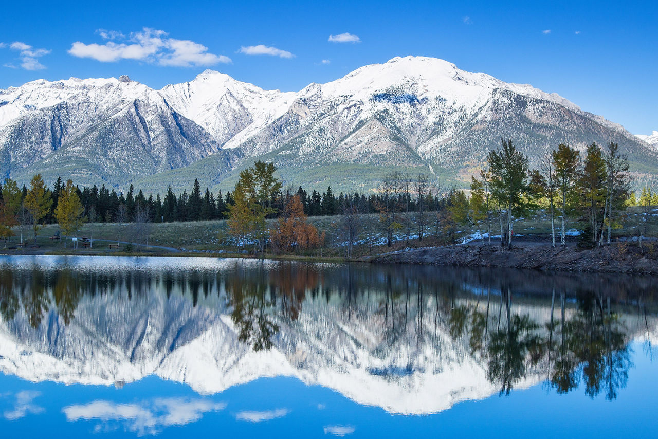 Canada Canmore Park Mountains Fall Hike Trails