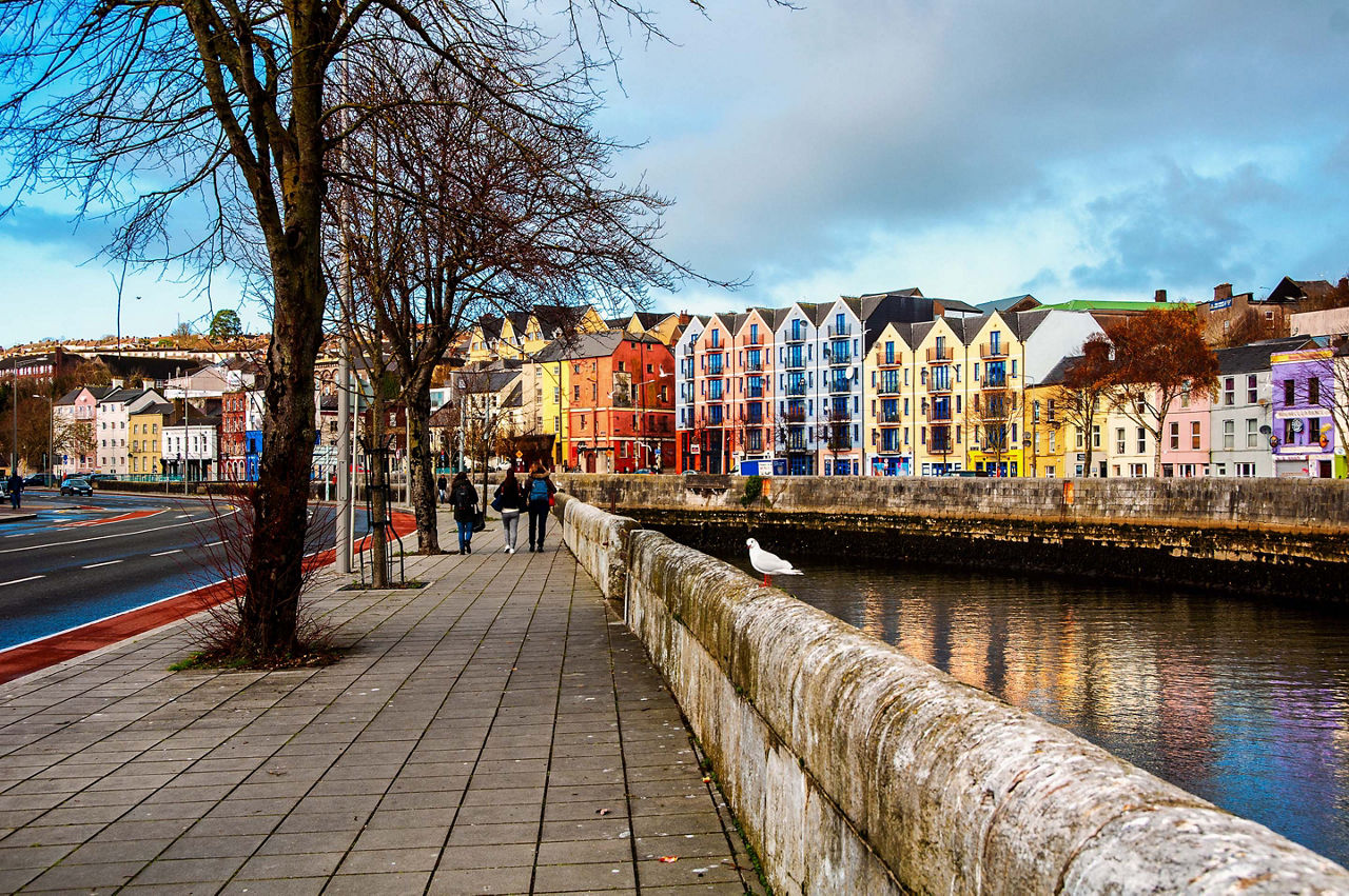 Ireland, Bank of River 