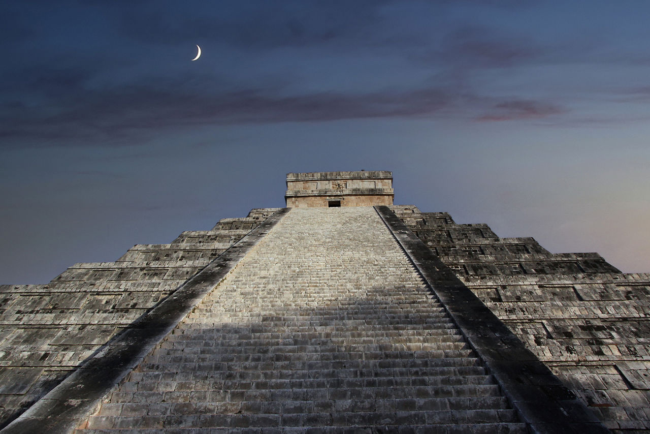 Visit the Mayan Chichen Itza Ruins in Yucatan, Mexico