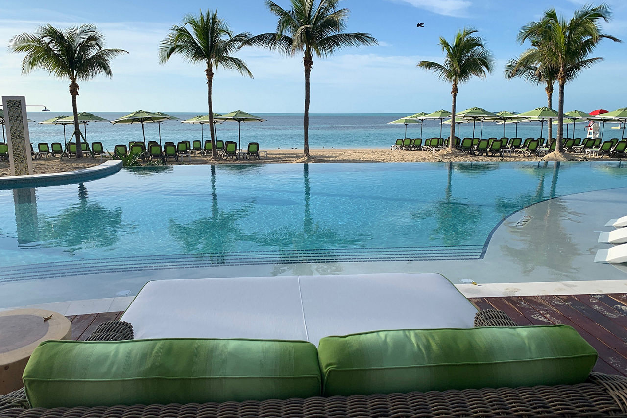 Coco Beach Club Infinity Pool Close Up, Perfect Day at Coco Cay