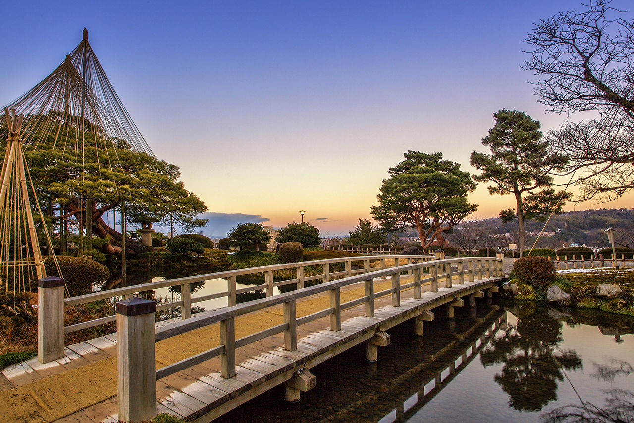 Japan Kanazawa Kenrokuen Gardens Sunset