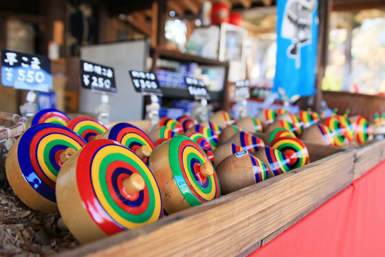 Local Shopping Japan Spinning Top 