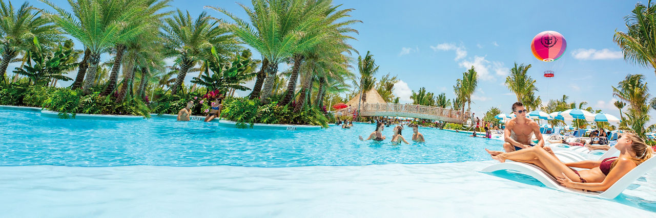 Perfect Day CocoCay Pool Billboard 1560 520 FAM NF 2x
